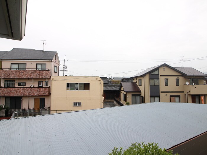 物件内観写真22　(室内からの展望)