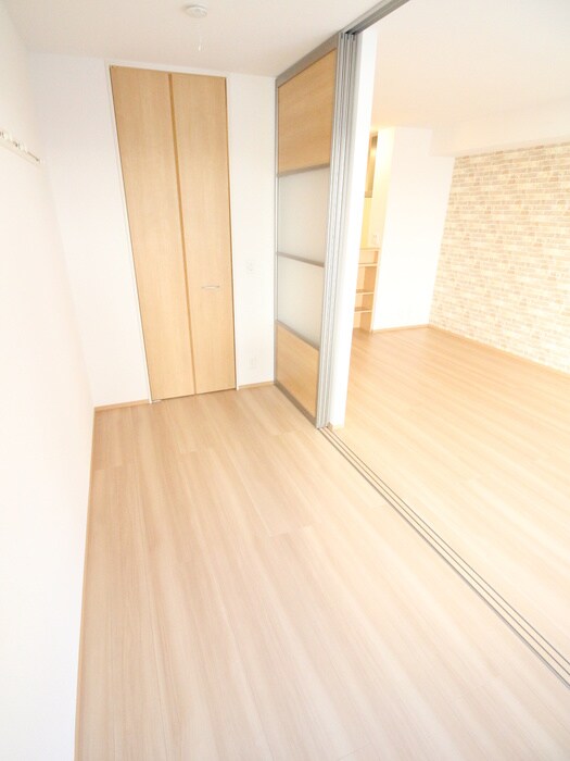 物件内観写真21　(居室)