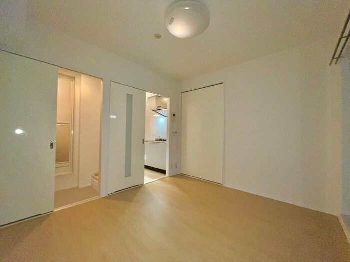 物件内観写真13　(居室)