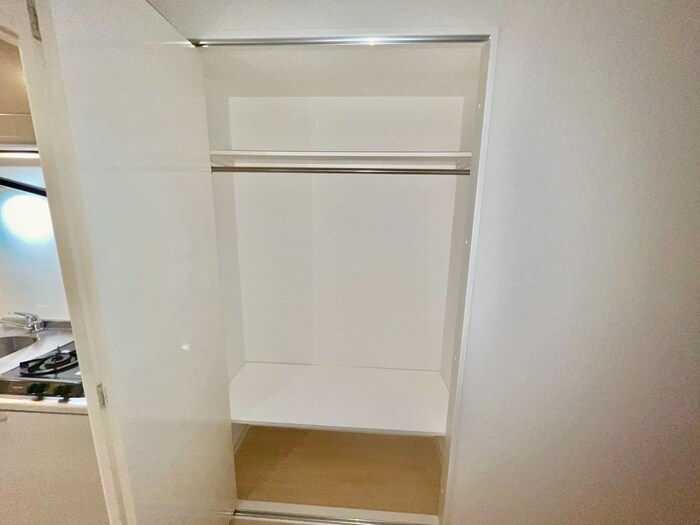 物件内観写真16　(収納)