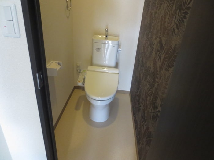 物件内観写真8　(トイレ)