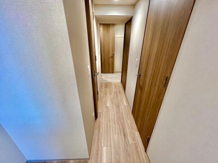 物件内観写真20　(廊下)