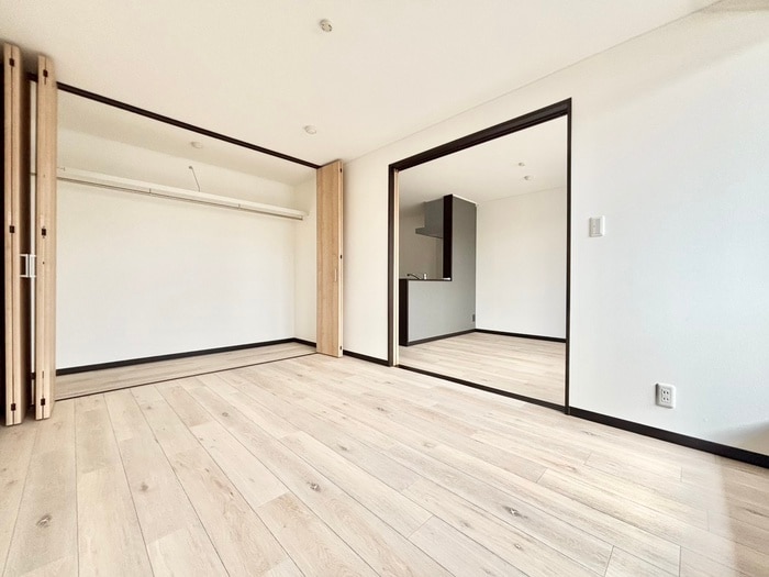 物件内観写真11　(居室)