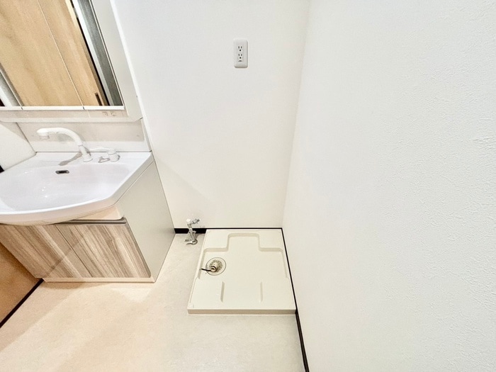 物件内観写真17　(洗濯機置場)