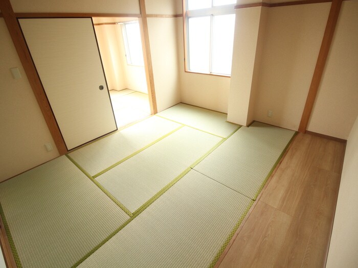 物件内観写真11　(居室)