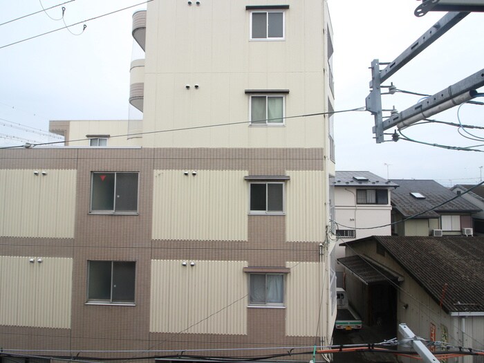 物件内観写真21　(室内からの展望)