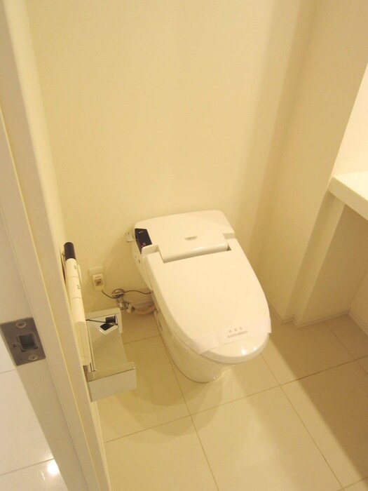 物件内観写真11　(トイレ)