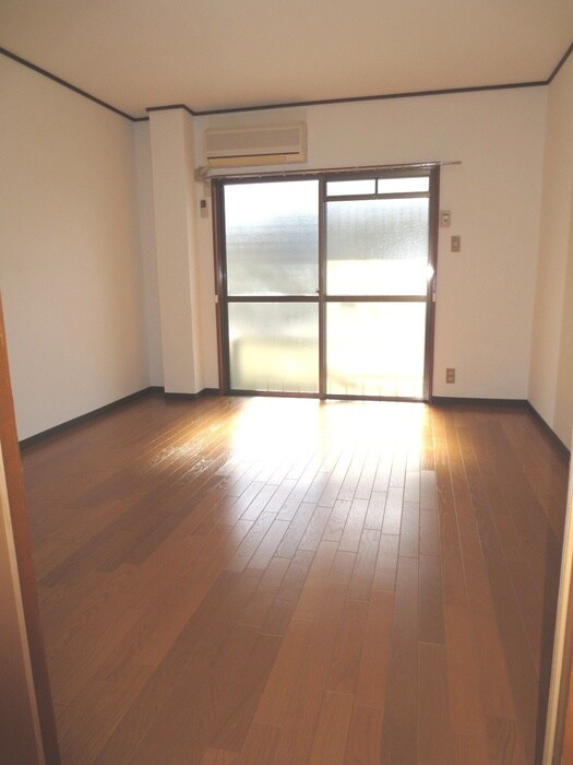 物件内観写真12　(居室)