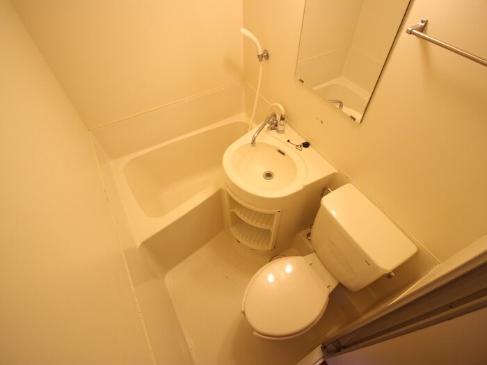 物件内観写真13　(バス／シャワールーム等)