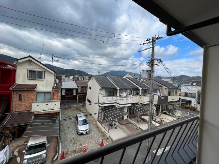 物件内観写真16　(室内からの展望)