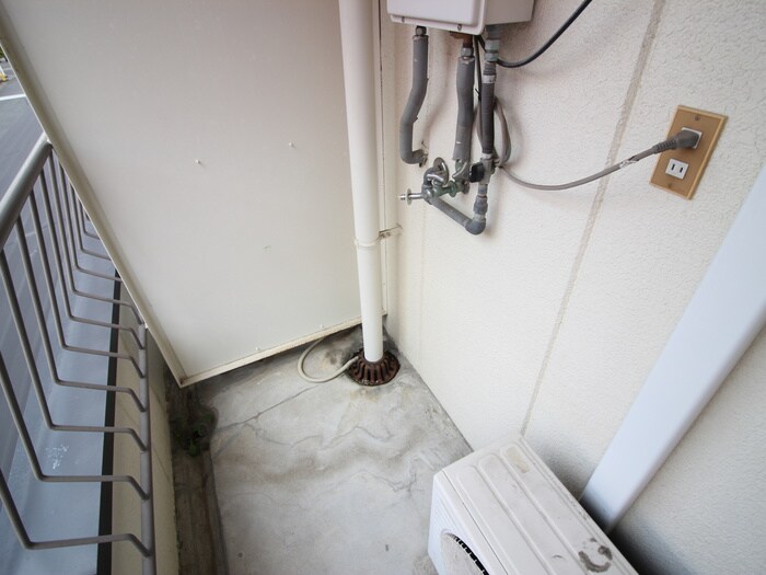 物件内観写真19　(玄関)