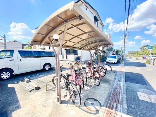 駐輪場