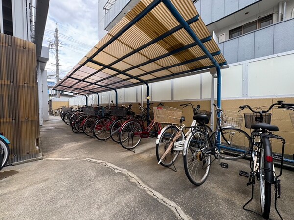 駐輪場