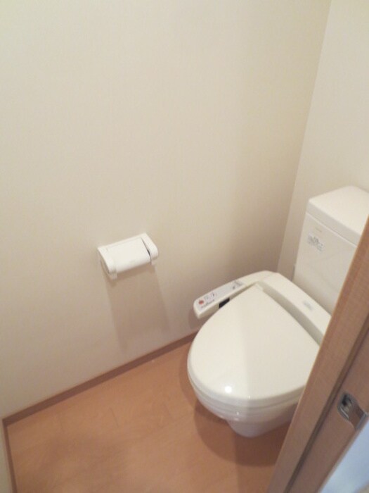 物件内観写真12　(トイレ)