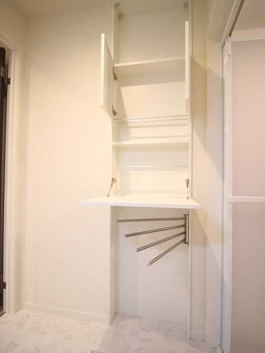 物件内観写真13　(収納)