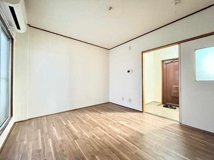 物件内観写真7　(居室)