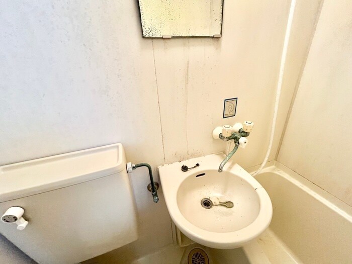 物件内観写真10　(洗面)