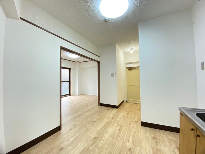 物件内観写真9　(居室)