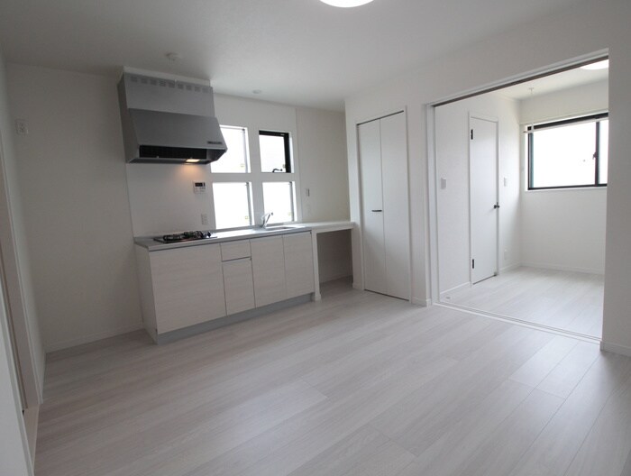 物件内観写真8　(内観写真)