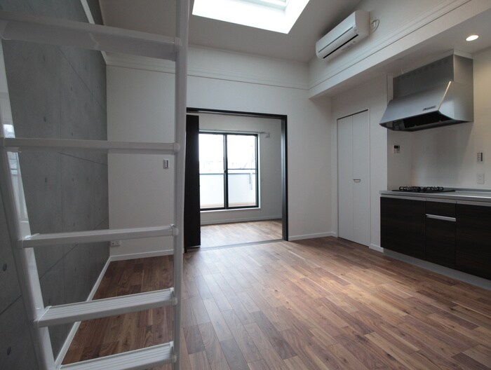 物件内観写真9　(居室)