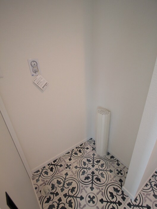 物件内観写真15　(洗濯機置場)