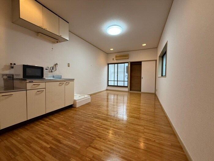 物件内観写真7　(居室)