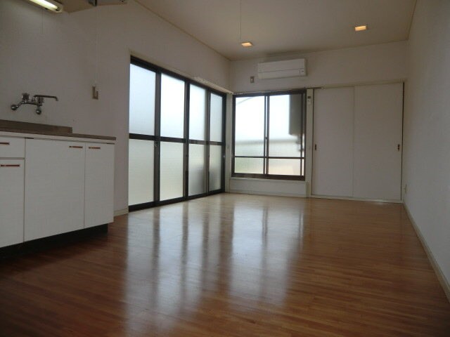 物件内観写真11　(居室)