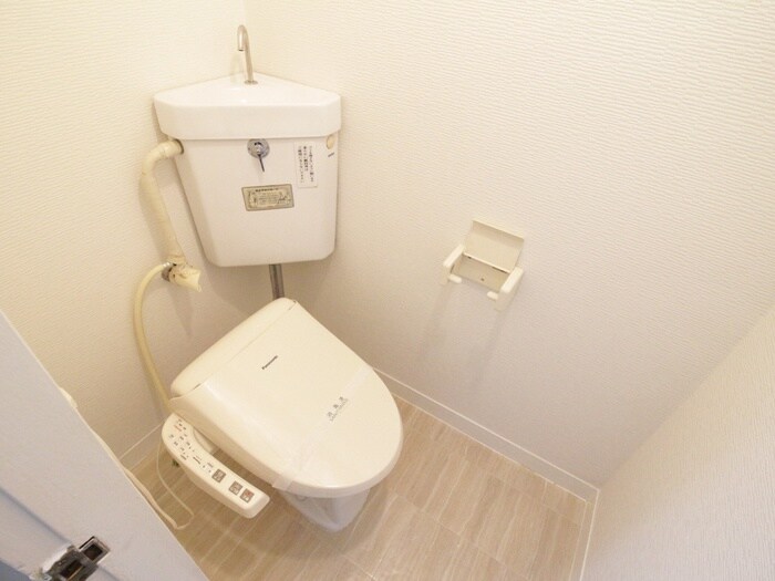 物件内観写真10　(トイレ)