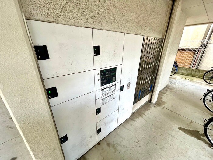 物件外観写真4　(建物設備)