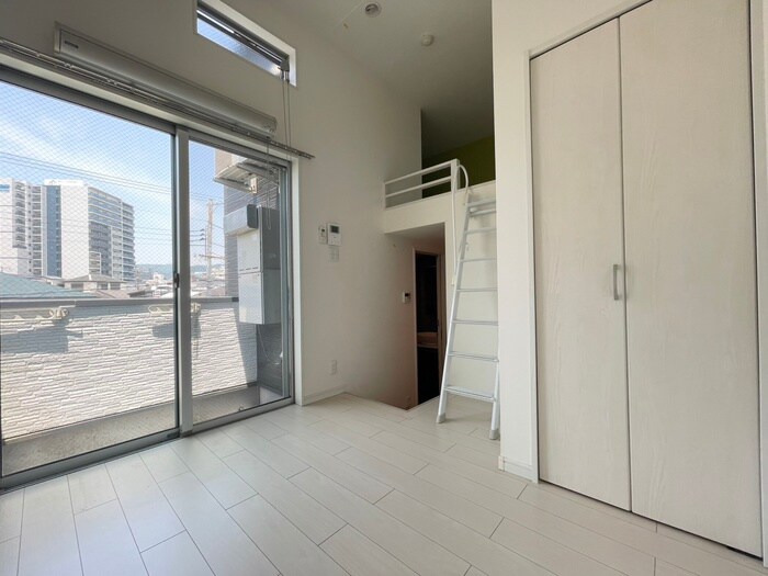 物件内観写真7　(居室)