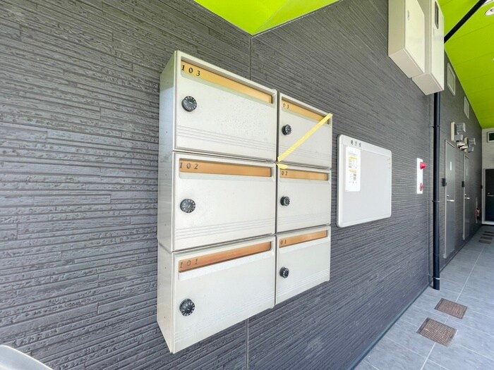 物件外観写真4　(建物設備)