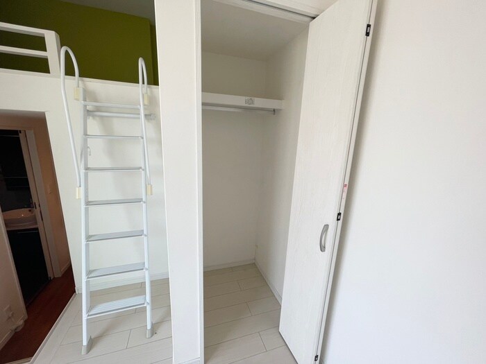 物件内観写真16　(収納)