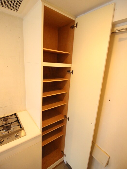 物件内観写真8　(靴箱)