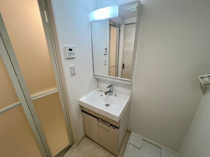 物件内観写真16　(洗面)