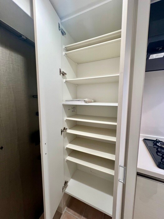物件内観写真18　(靴箱)