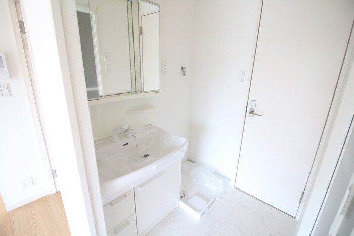 物件内観写真11　(洗面)