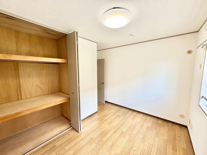 物件内観写真14　(居室)