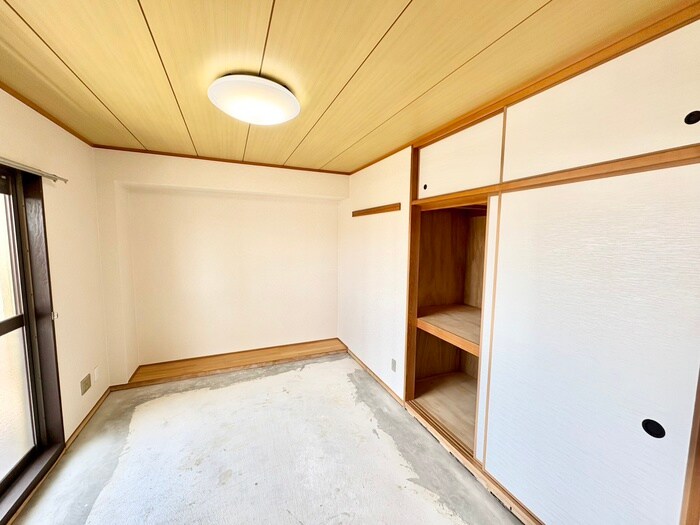 物件内観写真16　(居室)