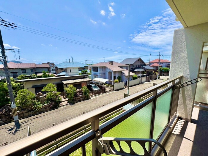 物件内観写真20　(室内からの展望)