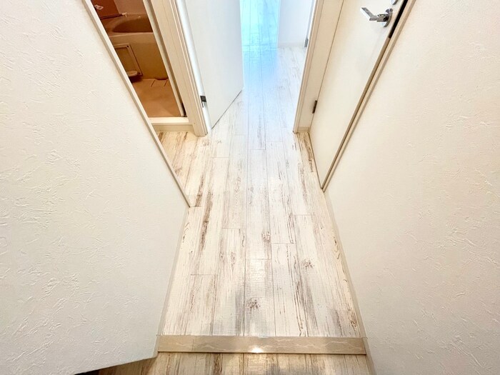 物件内観写真18　(洗濯機置場)