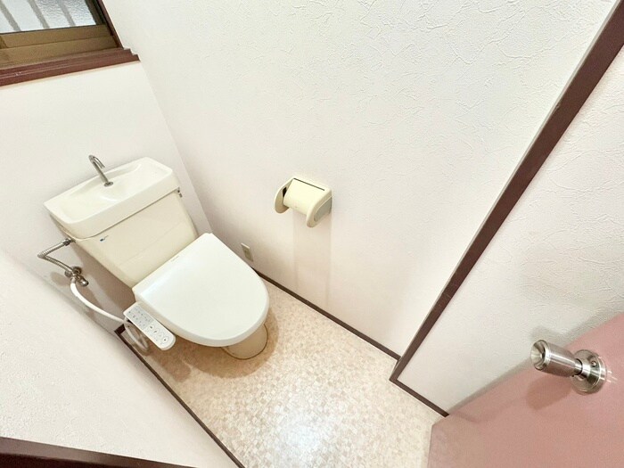 物件内観写真10　(トイレ)