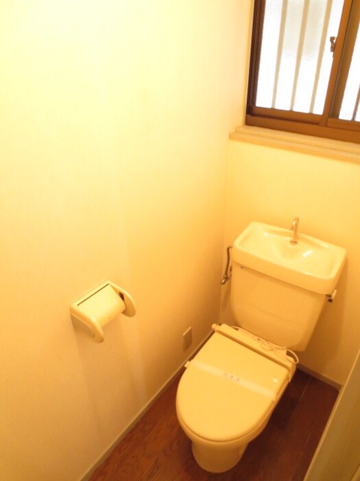 物件内観写真13　(トイレ)