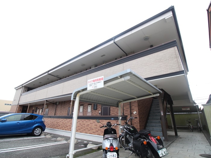 物件外観写真1　(外観写真)