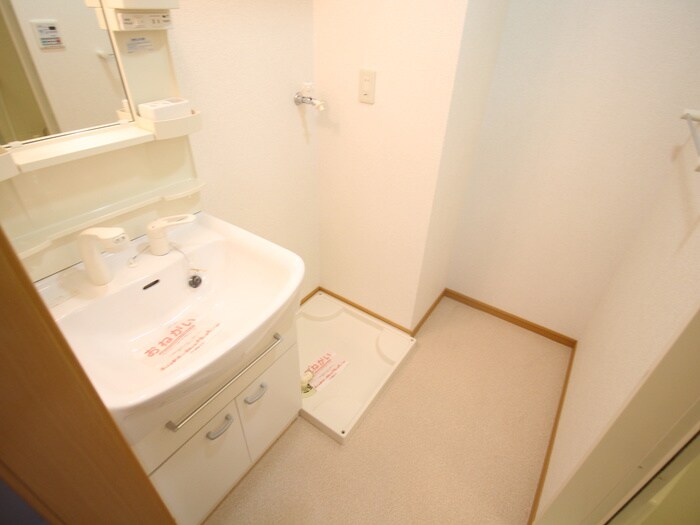 物件内観写真11　(洗面)