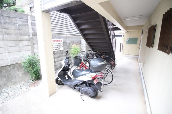 駐輪場