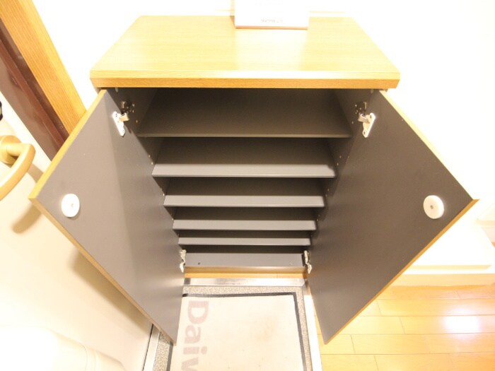 ツインステ－ジ南花屋敷の靴箱