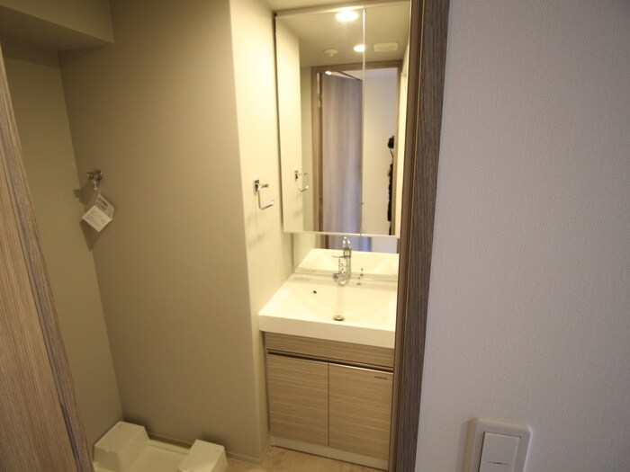 物件内観写真12　(洗面)