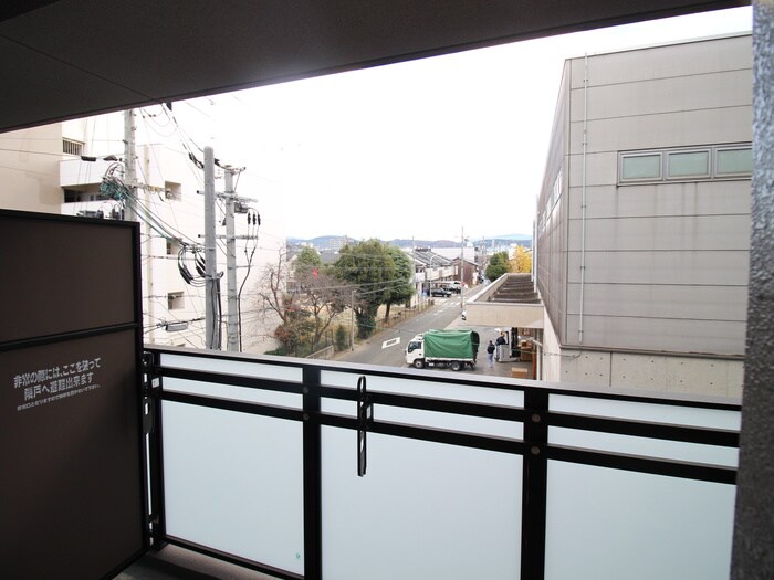 物件内観写真15　(室内からの展望)