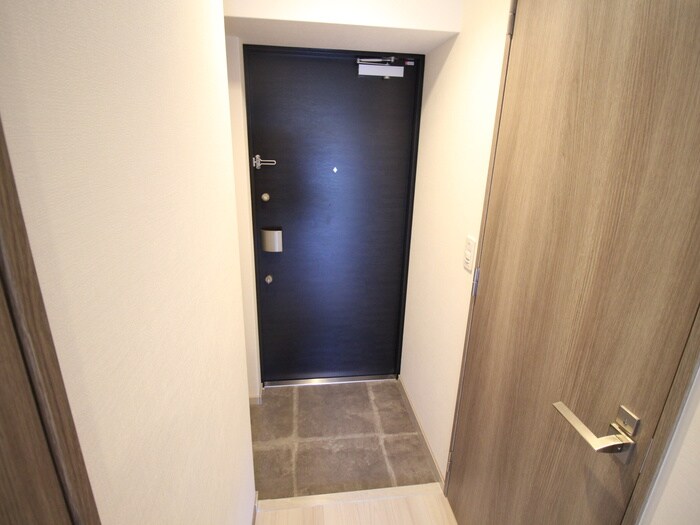 物件内観写真19　(玄関)