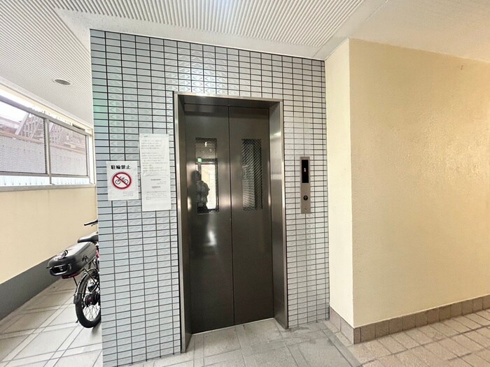 物件外観写真3　(建物設備)